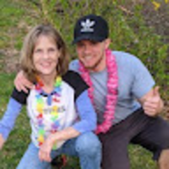 Meet your Posher, Mark - Picture 1 of 1